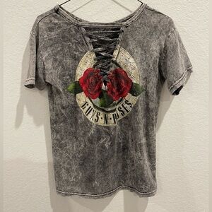 GUNS .N.ROSES 100% Cotton Short Sleeve Top Size Small